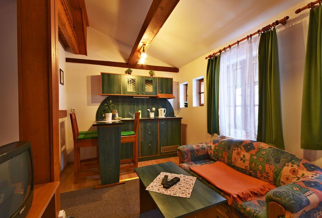Pension Lucerna Špindlerŭv Mlýn Exterior foto